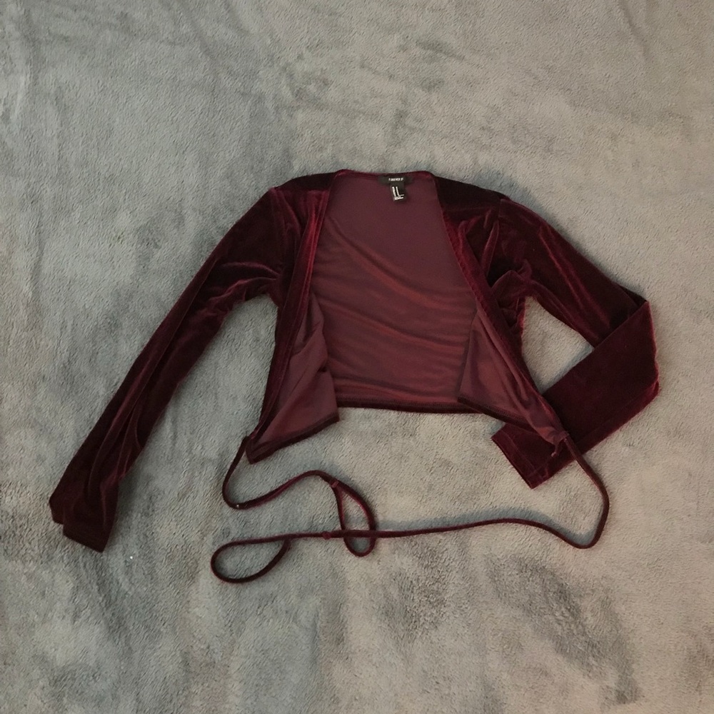 Shirt - Picture 3 of 4